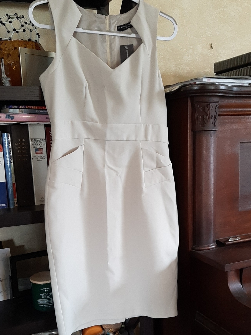 Dorothy Perkins Sleeveless Tan Sheath Dress Sz 10 NWT